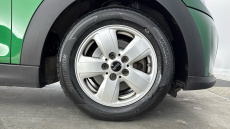 MINI Hatchback 1.5 Cooper Classic 5dr Petrol Hatchback